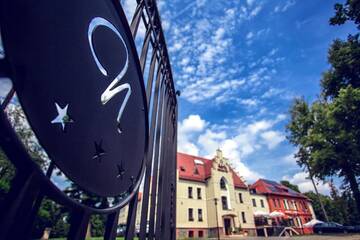 Фотографии Отель Hotel Niemcza Wino & Spa г. Немча (Польша) №1 Фото Отель Hotel Niemcza Wino & Spa г. Немча 1